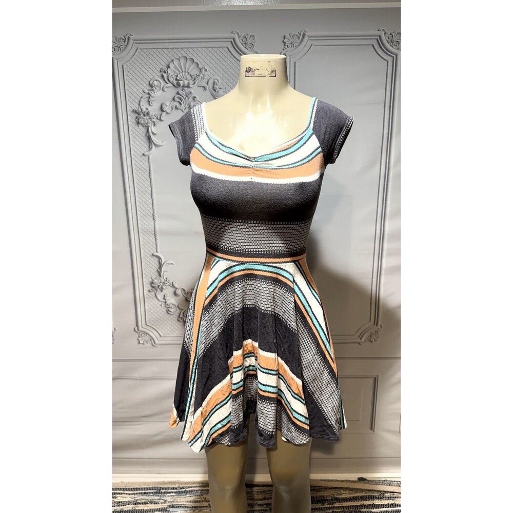Joyce Leslie Dress Size M